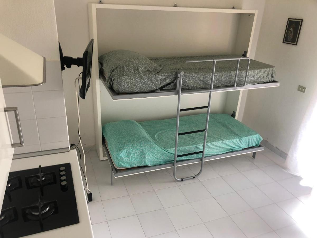 Appartamento In Villaggio, A 150Mt Dal Mare San Teodoro  Dış mekan fotoğraf