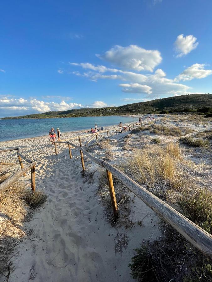 Appartamento In Villaggio, A 150Mt Dal Mare San Teodoro  Dış mekan fotoğraf